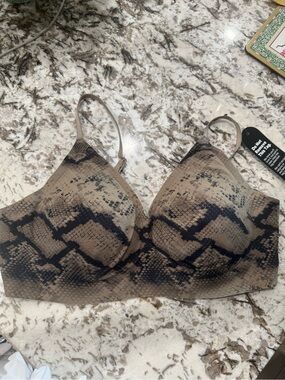 EBY Relief Bra Color Rattlesnack Size XL NEW